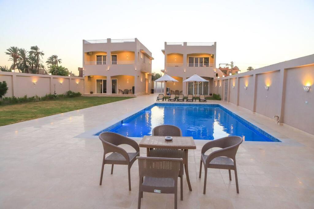 Royal Nile Villa - Nile View Apartment 1 Luxor Kültér fotó