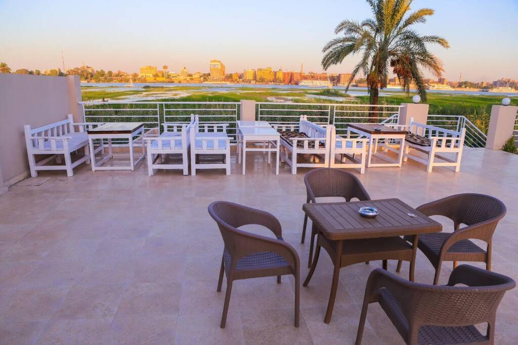 Royal Nile Villa - Nile View Apartment 1 Luxor Kültér fotó
